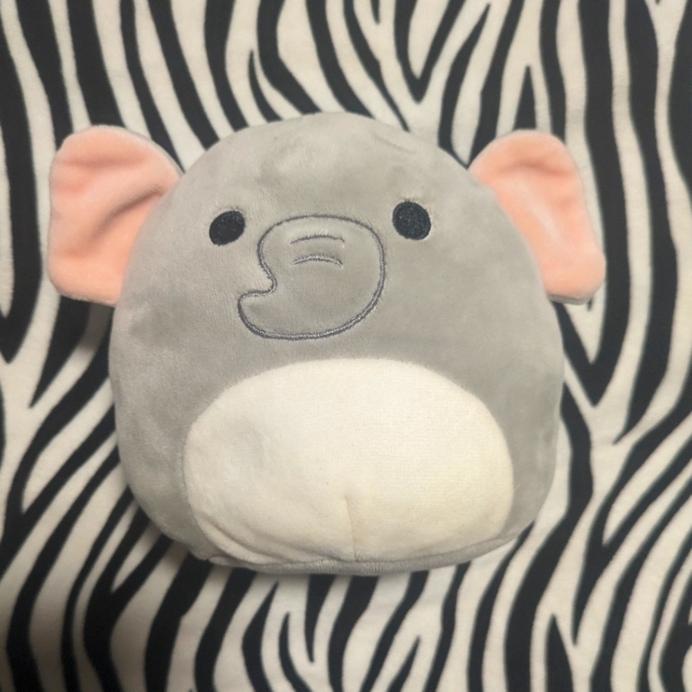 Squishmallow elephant 🐘